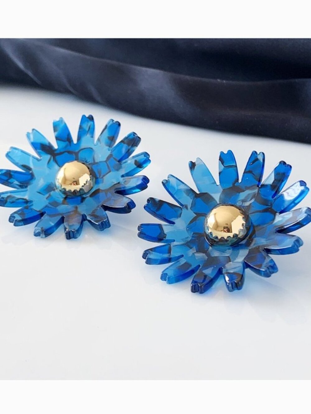 Lele Sadoughi Blue Crystal Flower Statement Earrings Acrylic Floral Studs